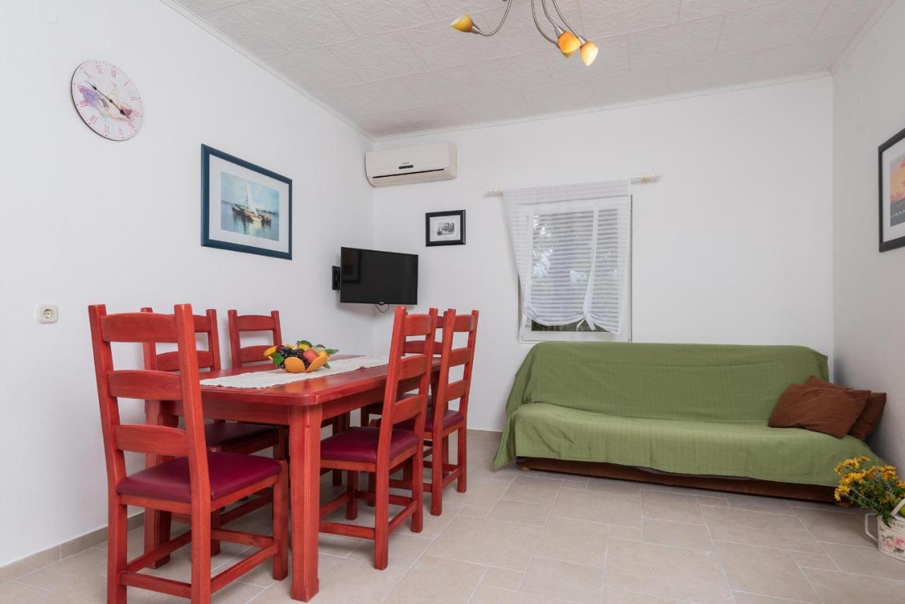 Apartments Mokalo Orebić Екстериор снимка