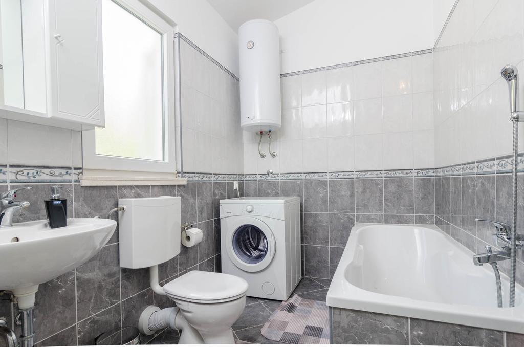 Apartments Mokalo Orebić Екстериор снимка
